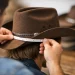 Como medir tamanho de chapéu country